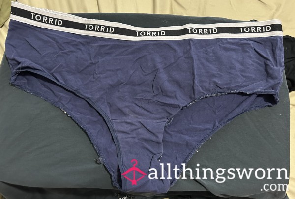~VERY WORN NAVY BLUE COTTON CHEEKY PANTY~