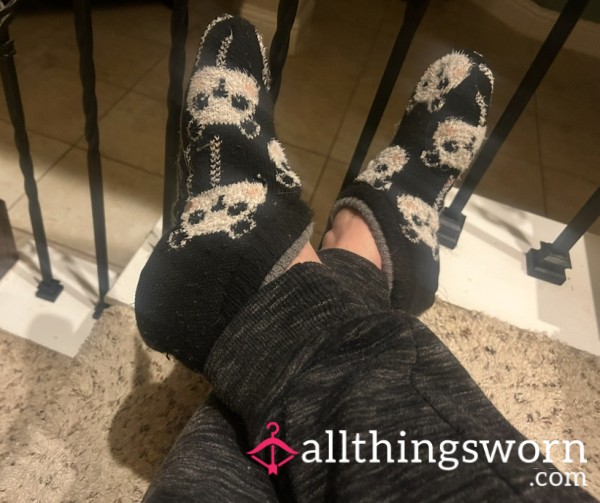 Very Worn Panda Slipper Socks
