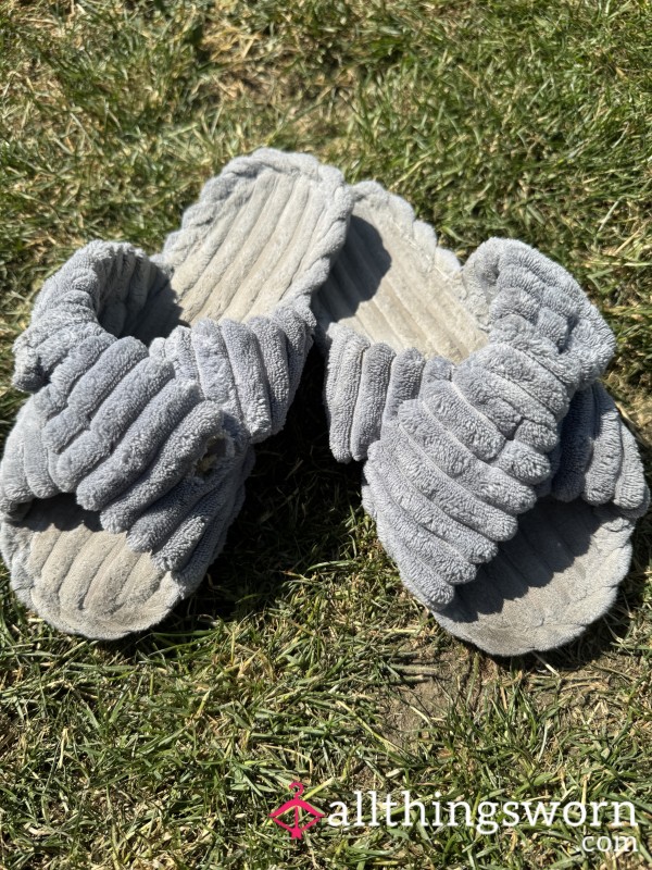 Very Worn Slipper 5/6