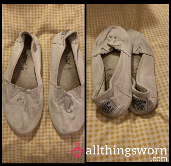 Very Worn, Smelly, Flat Shoes 😈
