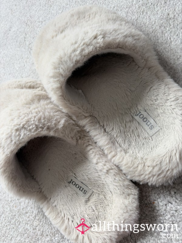 Very Worn Smelly Slippers😍