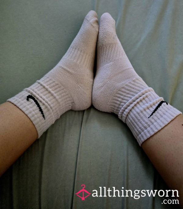 😰💦Size Small Smelly Nike Socks😰💦