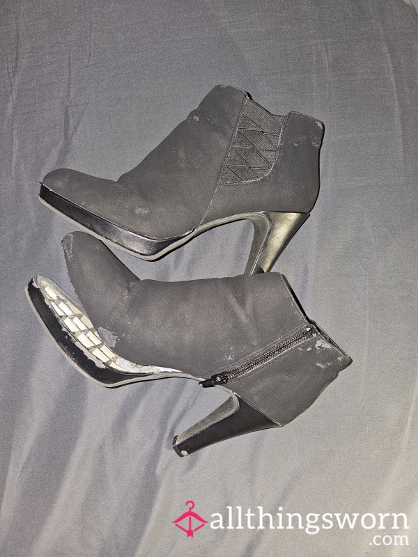 Very Worn Suede Ankle Booties