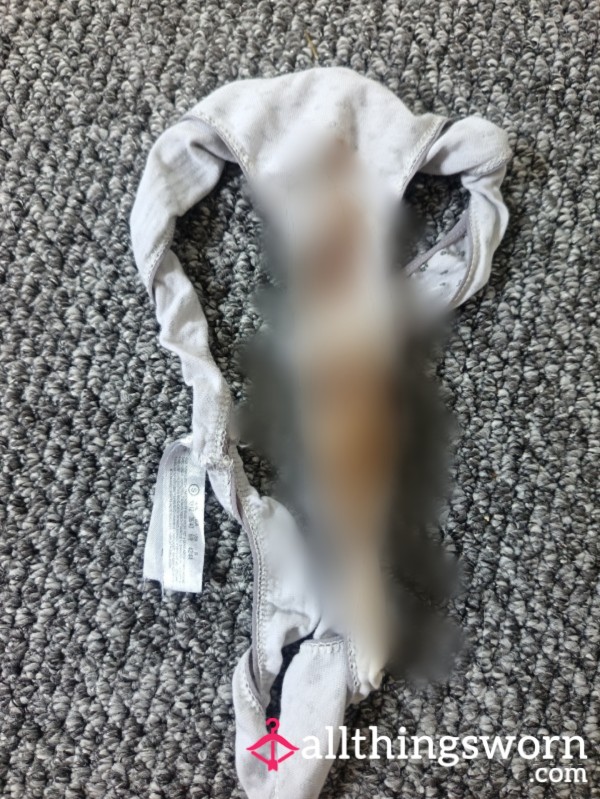 Very Worn 🦈 Thongs