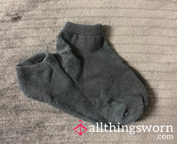 VERY WORN Tiny Black Goth Girl Ankle Socks