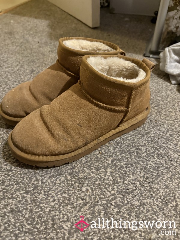 Very Worn Uggs