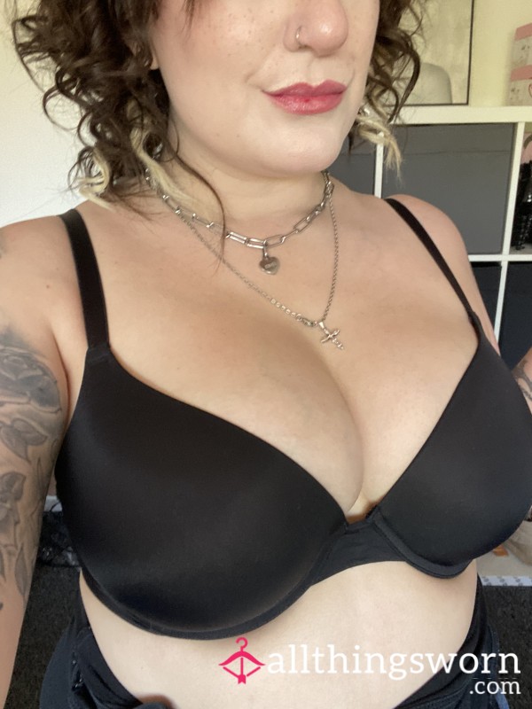 Victoria Secret Black Tshirt Bra