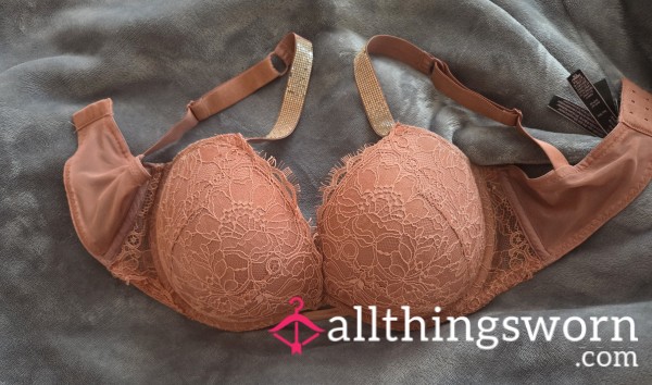 Victoria Secret Lace + Sparkly Strap Bra ✨