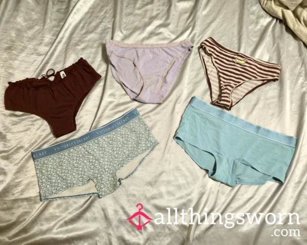 Victoria Secret Panties Size M/L - 2 Day Wear