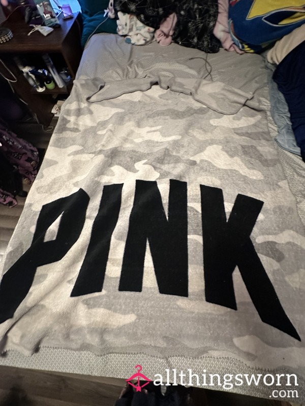 Victoria Secret PINK Blanket! 🌸