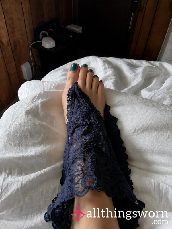 Victoria’s Secret Blue Lace Thong