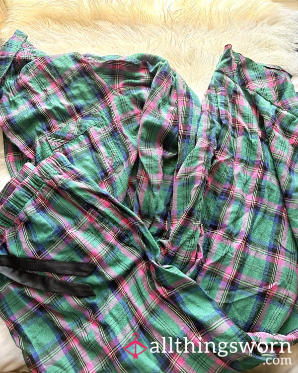 Victoria’s Secret Cotton Plaid Flannel Pajama Set (Lrg)