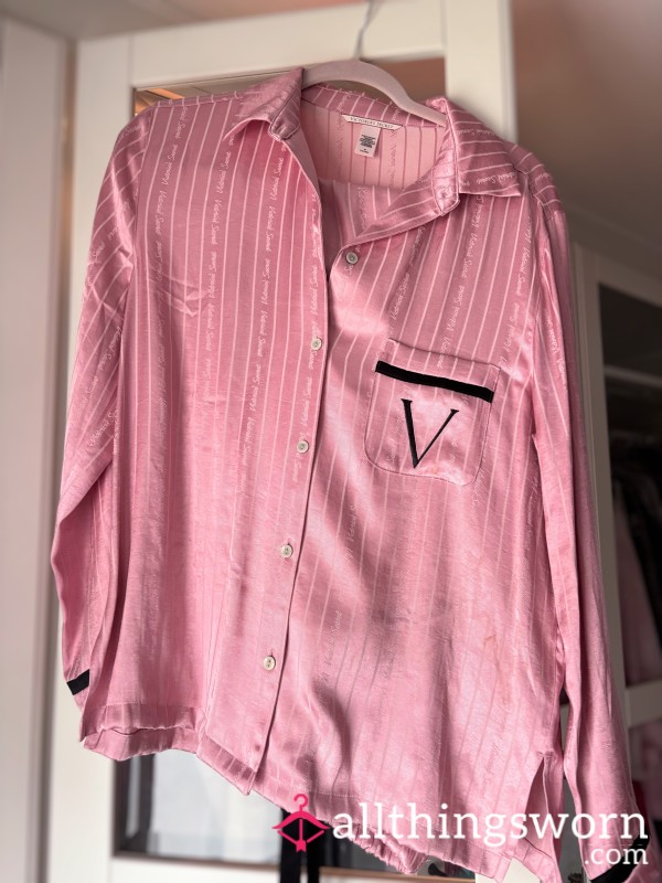 ✨ Victoria’s Secret Pink Satin Pajama Set ✨