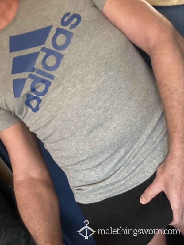 Vintage Adidas T-shirt Size M