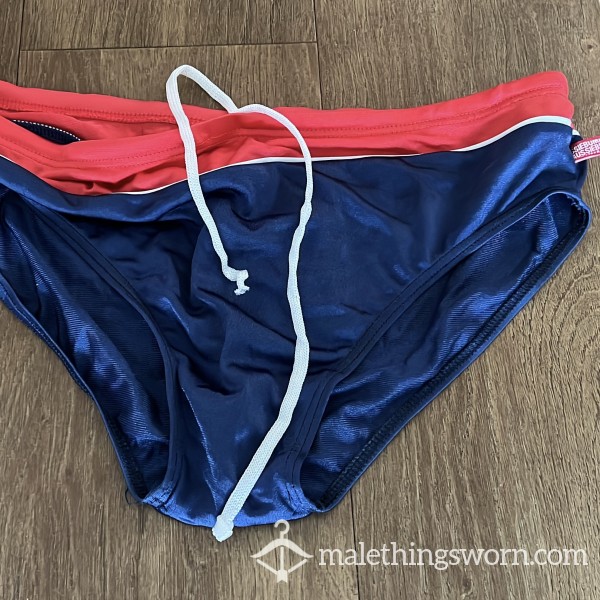 Vintage Aussieb*m - Shiny Navy & Red