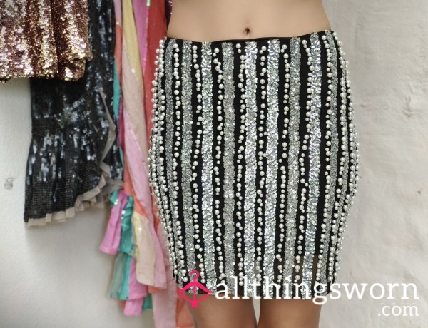 Vintage Skirt With Artificial Pearls