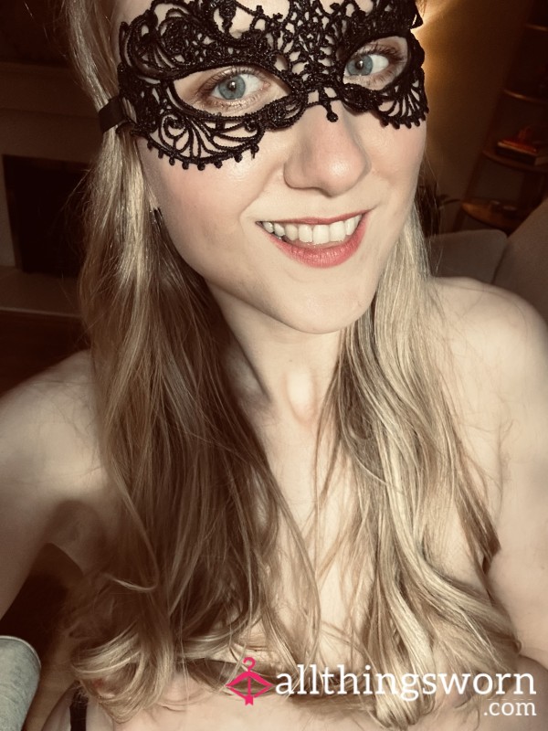 VIRTUAL STRIP TEASE