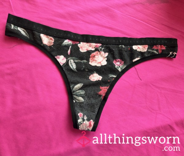VS Black Rose Thong