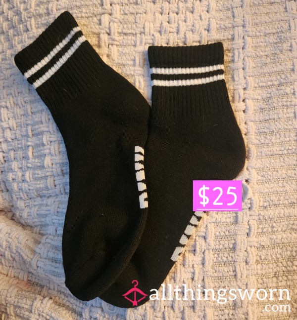 VS Black Thick Cotton Socks
