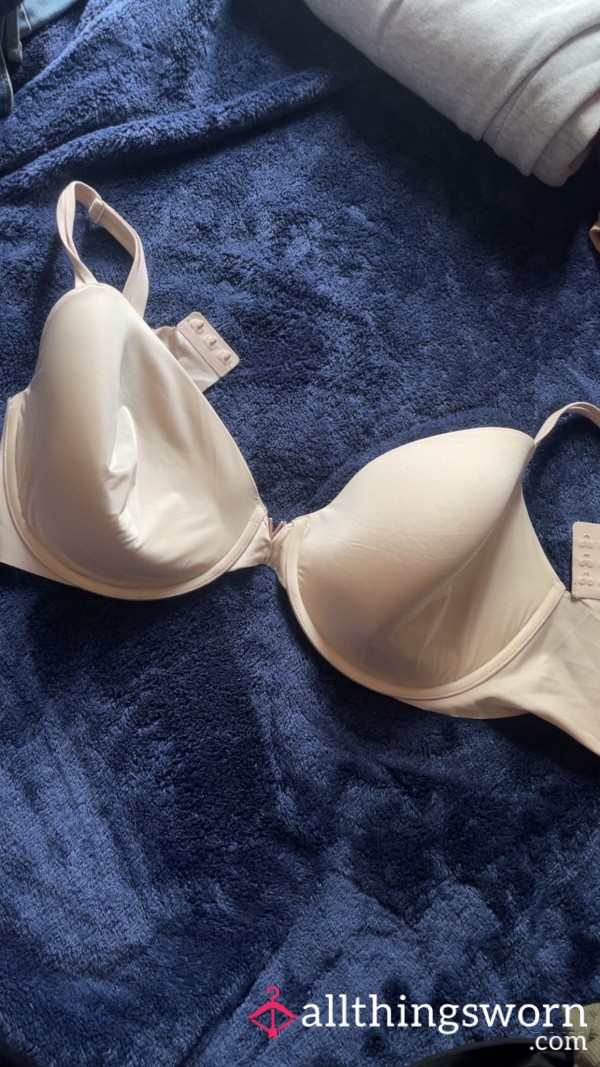 Vs Bra