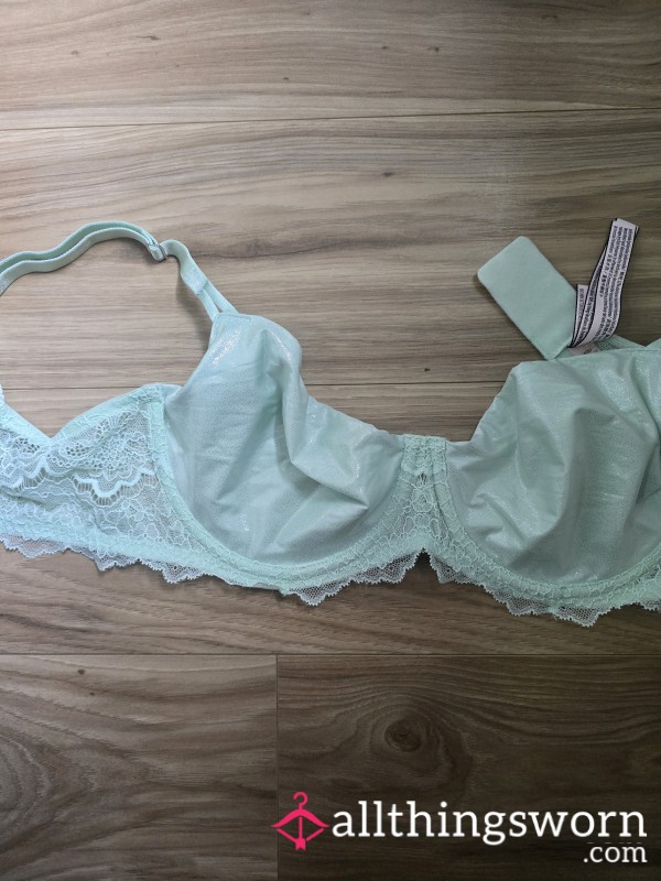 VS Bra