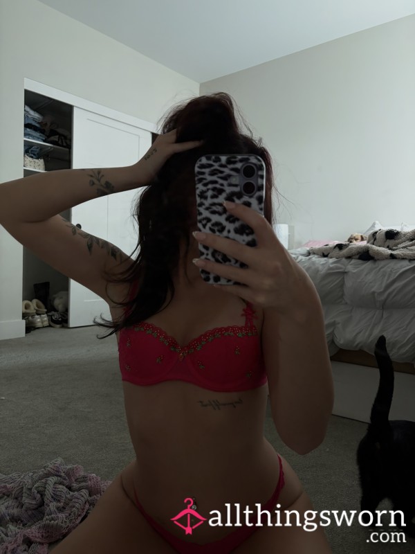 VS Bra And Thong Set Shoot🍓🍰