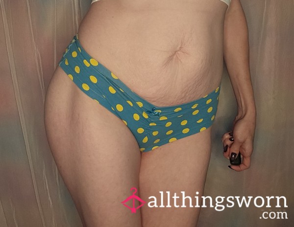 VS Cheekies