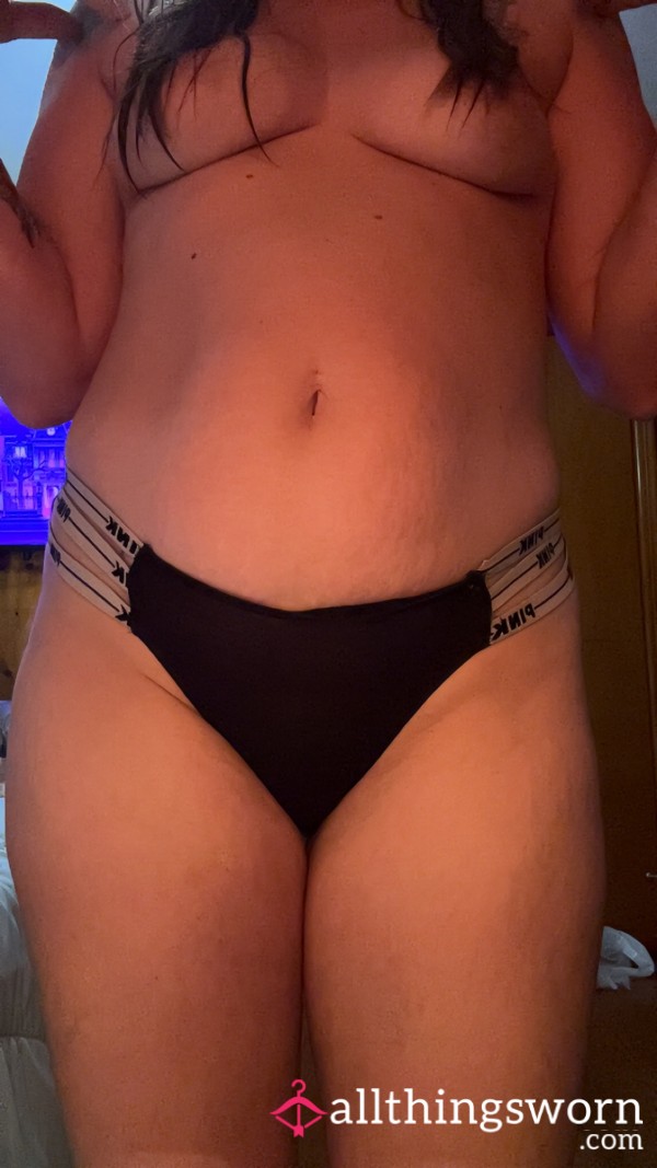 VS Cheekies