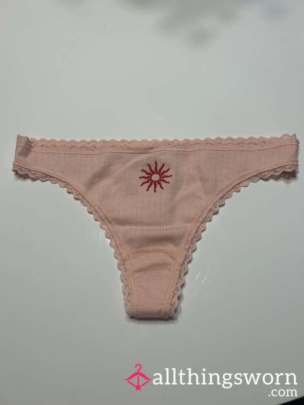 VS Cotton & Lace Thong W/Sun ☀️