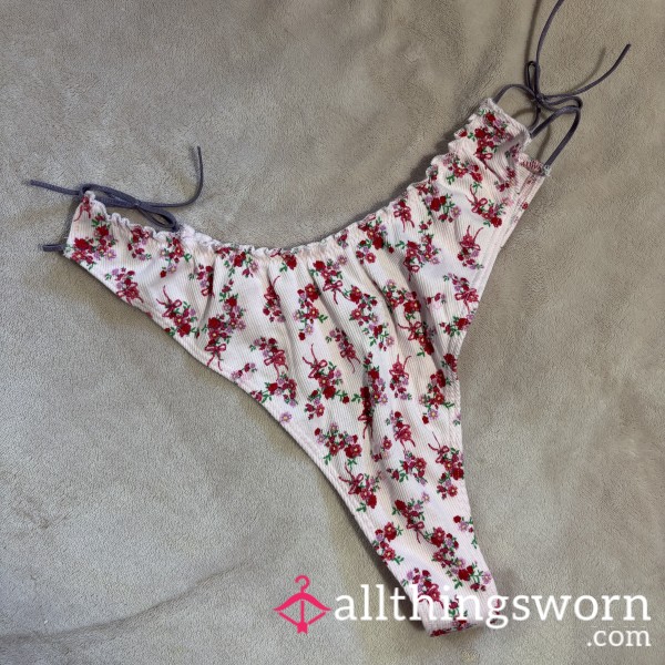 VS Flor*l Print Thong 💐