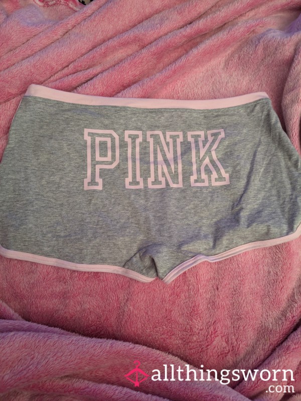 VS PINK Boyshorts 🩶