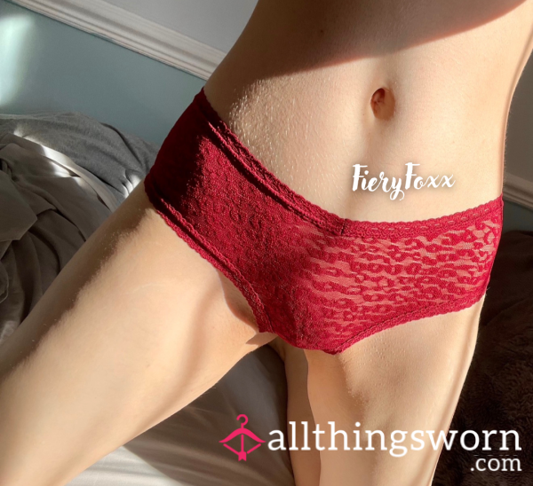 VS PINK Red Lace Cheeksters