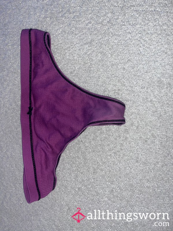 VS Thong