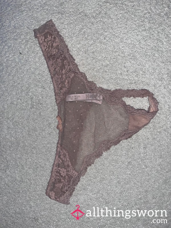 VS Thong