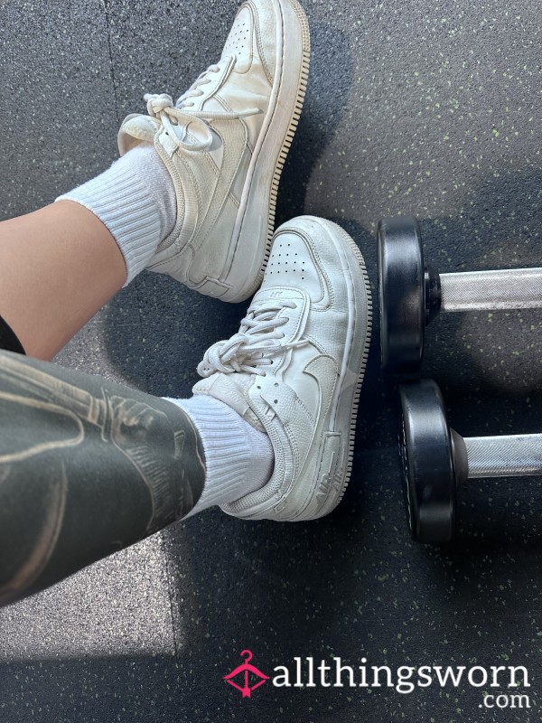 Walk / Gym Battered Sneakers