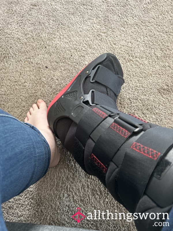 Walking Boot (After Surgery)
