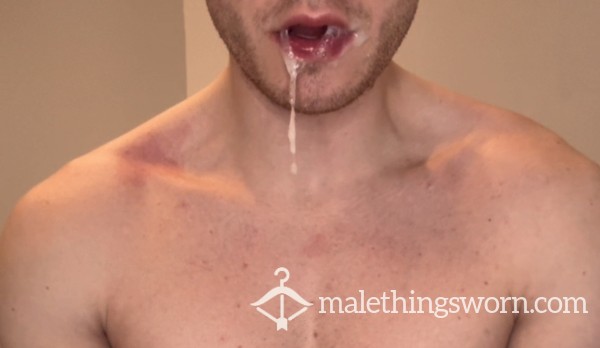 Wanking Into A Condom And C*m Play.