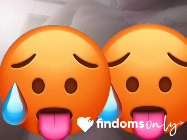 Wanna See Daddy’s C*m On My Tits? Yes, You Do.