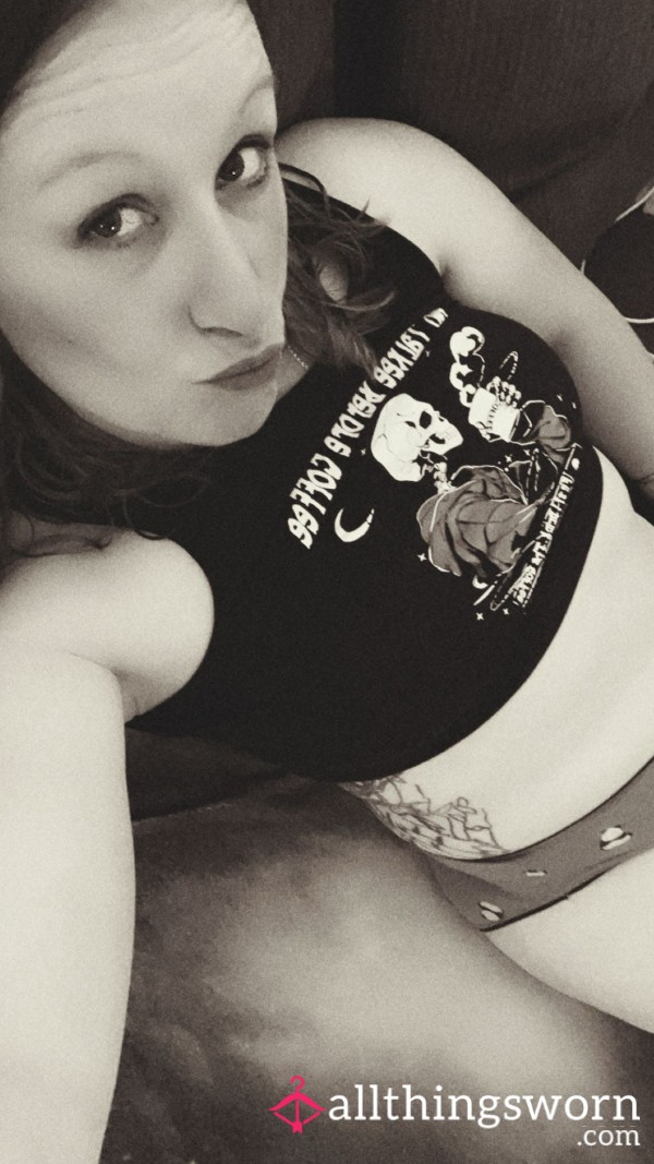 Wanna See My Tiger Tattoo 😝