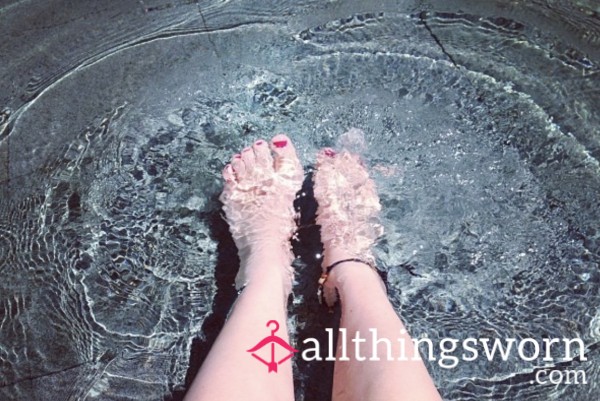 Wanna See Some S**y Feet Pics?!