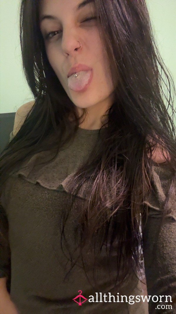 Want A Hot Girlfriend To Talk