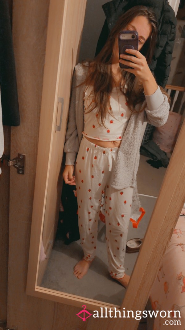 Want To See Me Get F**ked Doggy Style?