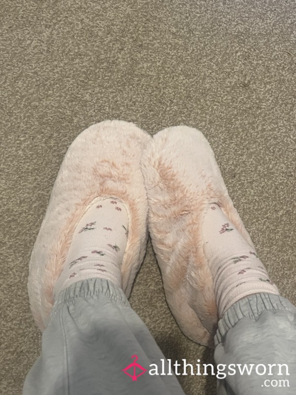 Warm Fluffy Slippers