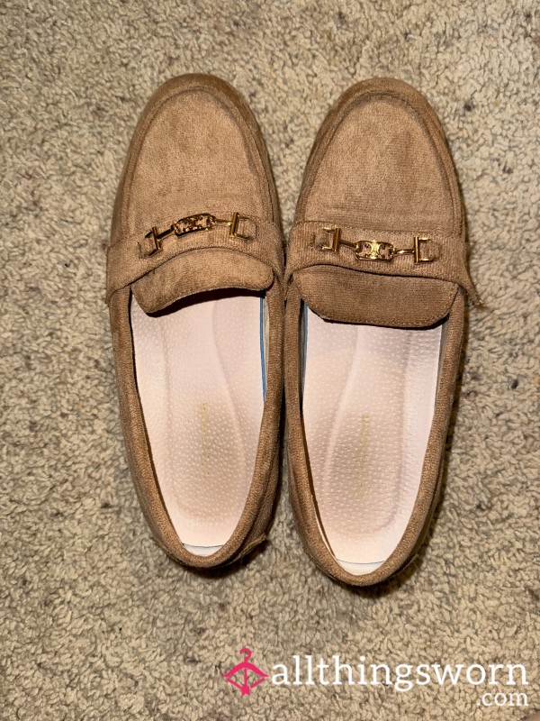 Warm & Worn Brown Loafers – Soft Scent & Sweet Stains 🤎