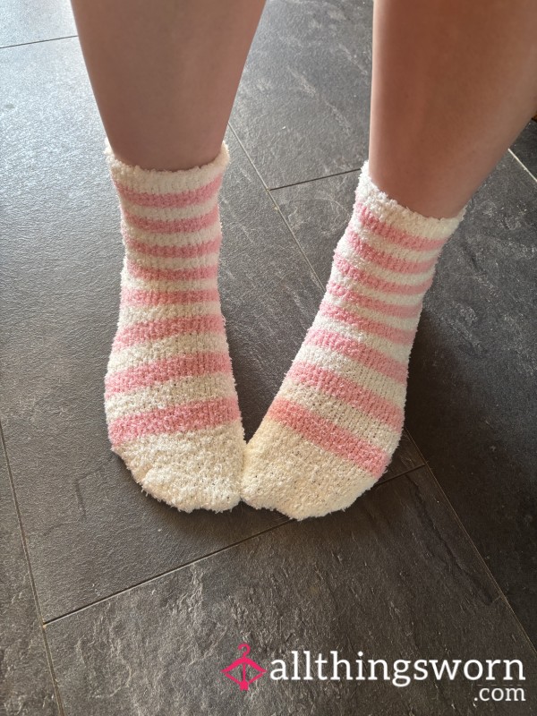 Warm & Worn Fluffy Socks 💋