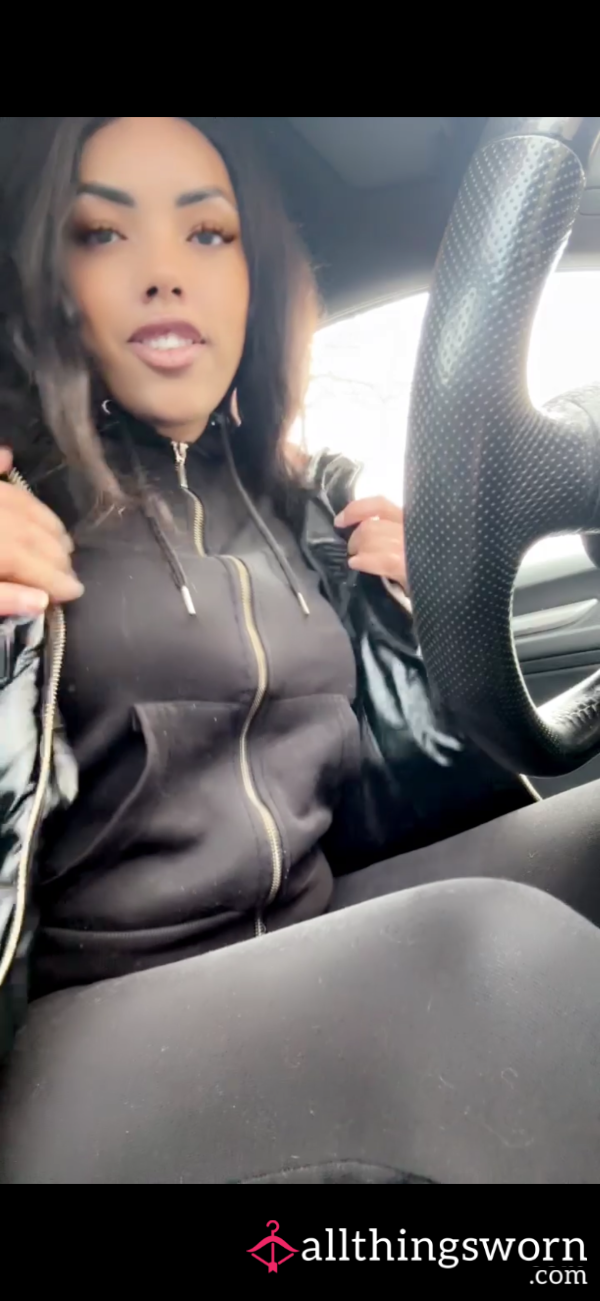 Watch As A Strip Off And M*sturb*te In My Car During Rush Hour