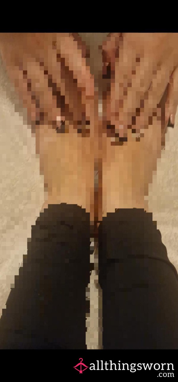 Watch As My Feet Get Scratched For 1 Minute.