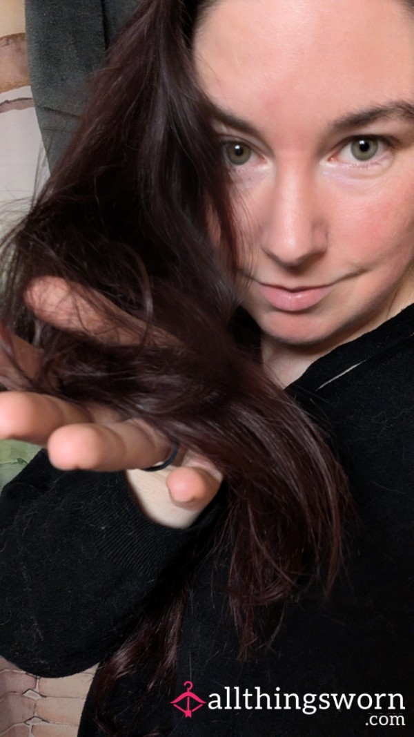 Watch Me Brush My Hair And Play With My Hair