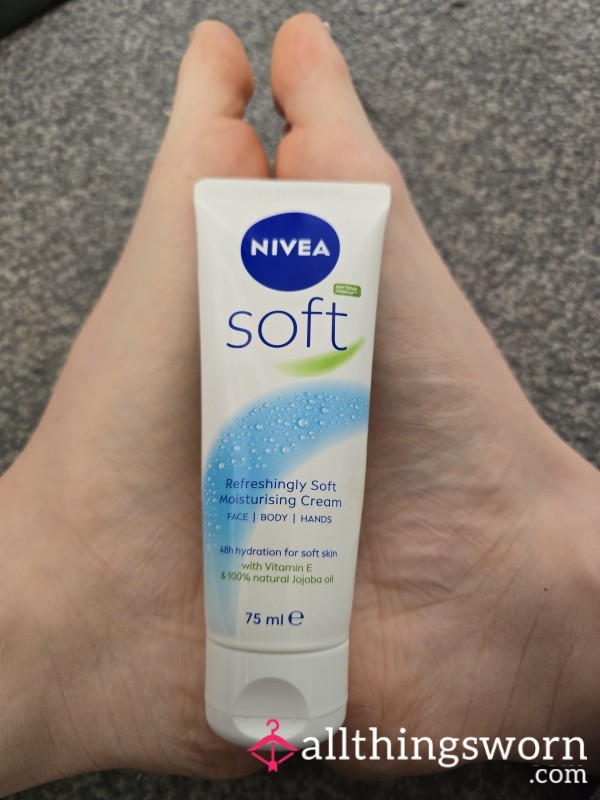 Watch Me Caress My Feet 😉 Plus ASMR