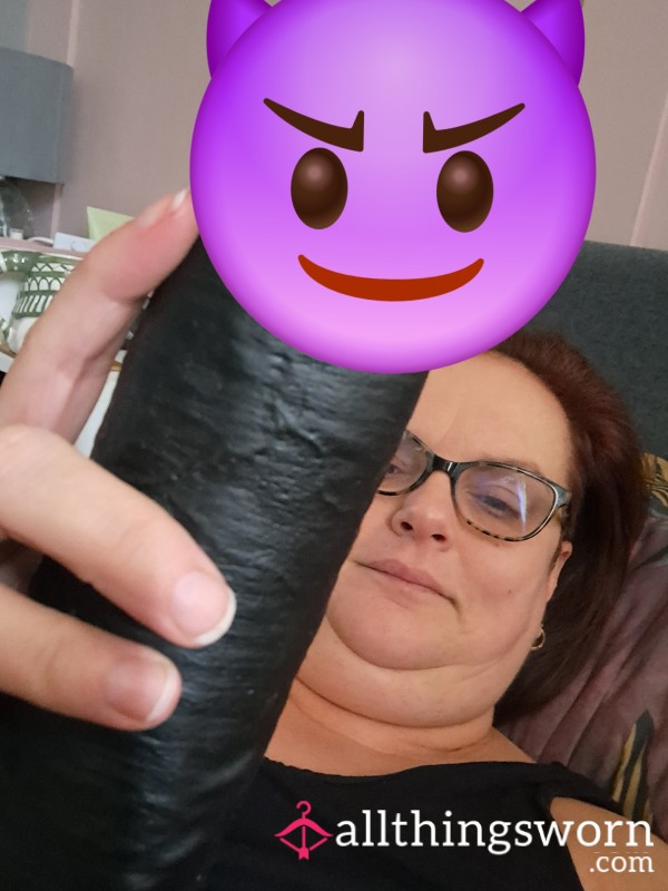 Watch Me Devour A 10 Inch BBC Di**o